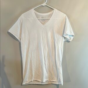 3 Fruit of the Loom White V-Neck Short Sleeve Tee